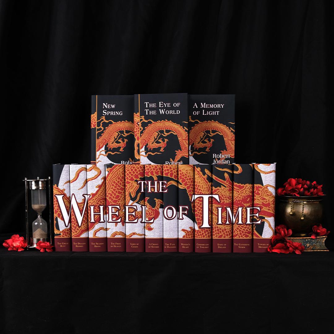 The Wheel of Time Book Set: Epic Fantasy Collection