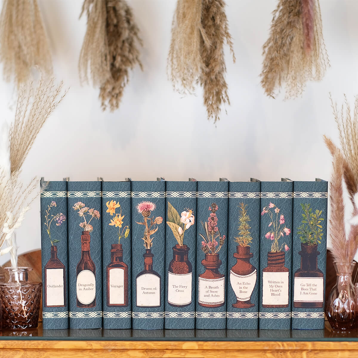 Outlander Botanical Dust Jackets: 9-Book Hardcover Set